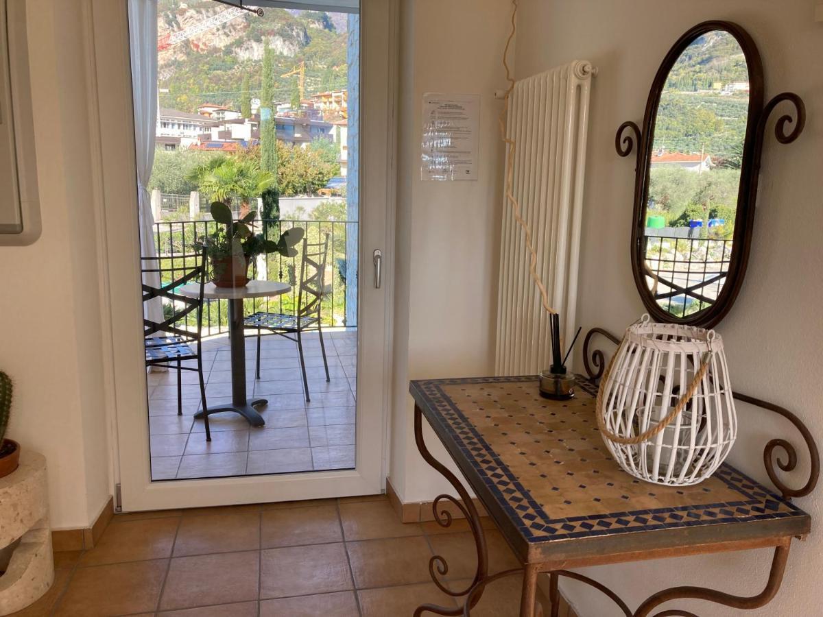 リーヴァ・デル・ガルダ Residenza Le Due Torriアパートホテル エクステリア 写真